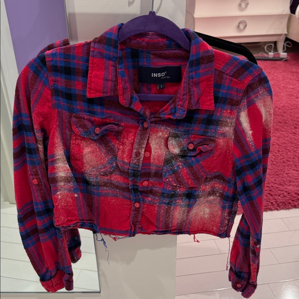 INSO Red Plaid Cropped Button-Up Shirt
